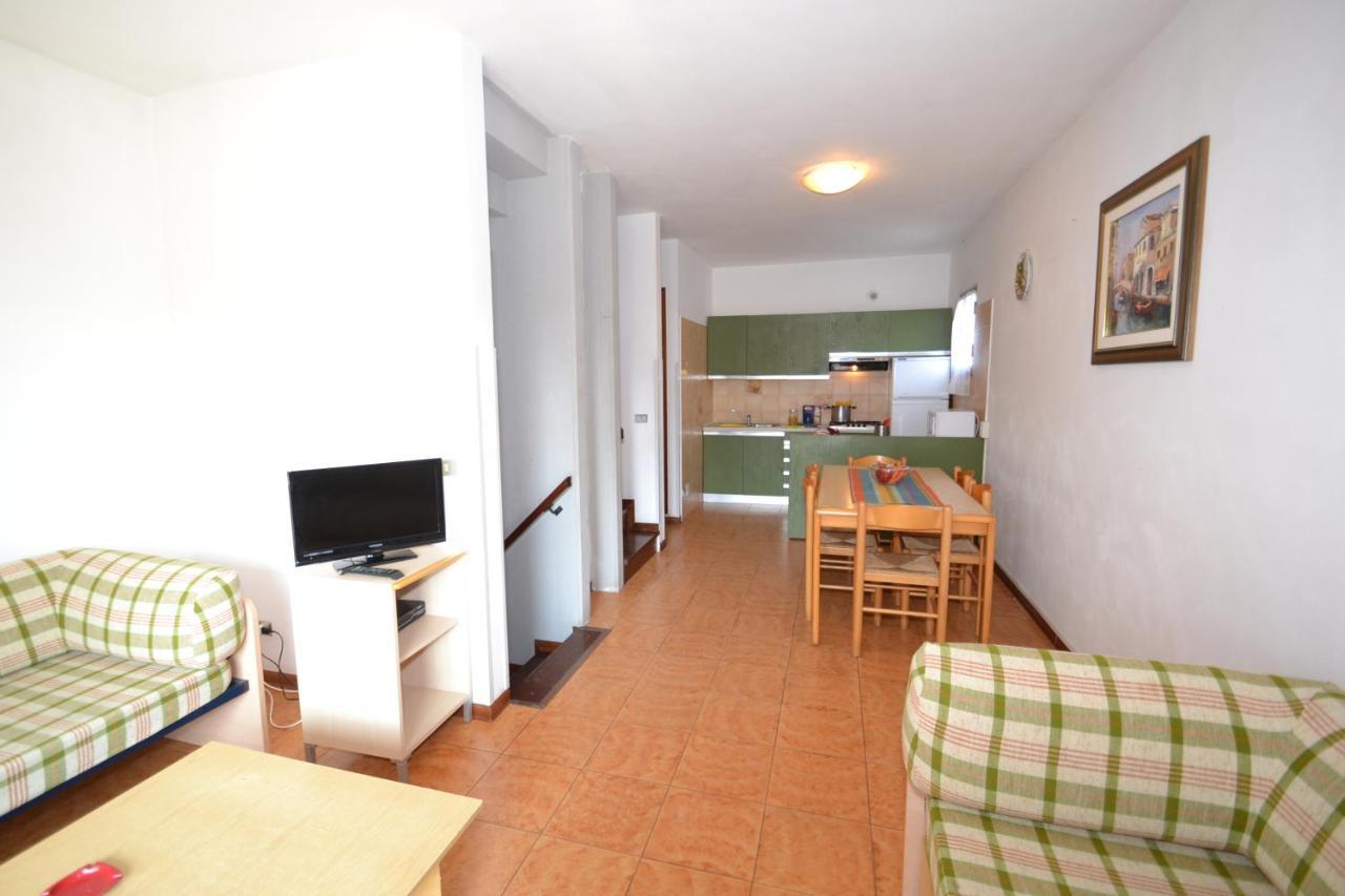 Isotta Apartment Bibione Exterior photo